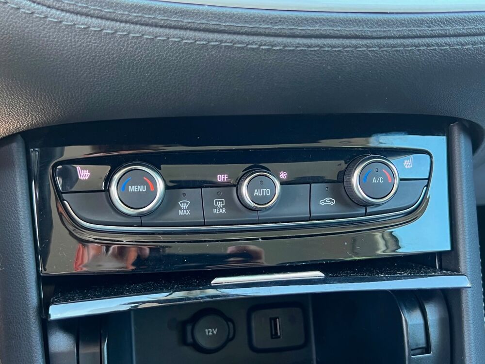 Grandland X 1.2 Turbo 130 ch BVA8 Edition Business 2019 occasion 94140 Alfortville