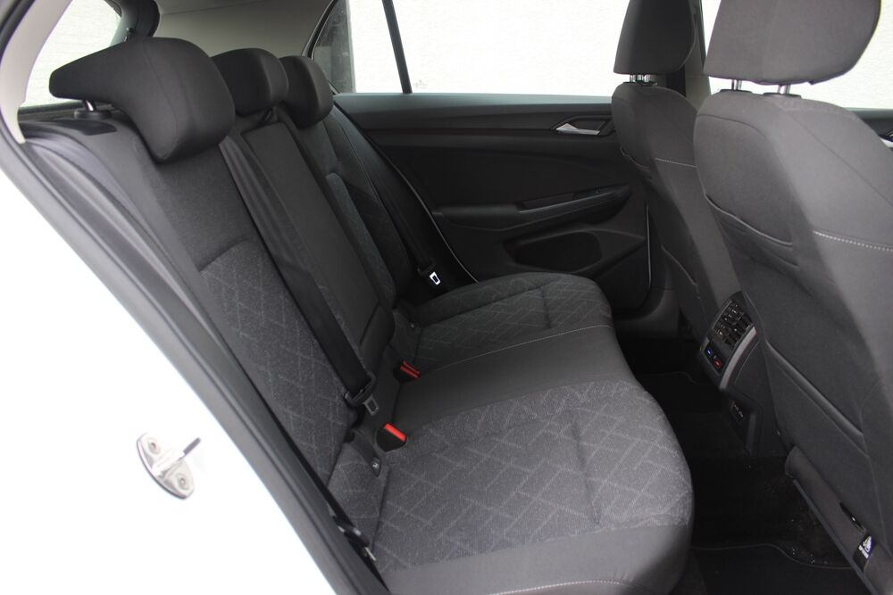 Golf 8 2.0 TDI SCR 115 ch LIFE BUSINESS 1ST / CARPLAY + CLIM AUTO 2020 occasion 34430 Saint-Jean-de-V&eacute;das