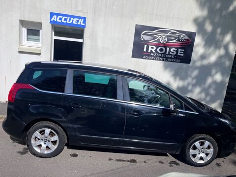 5008 1.6 hdi 7 PLACES TOIT PANORAMIQUE 2014 occasion 29200 BREST