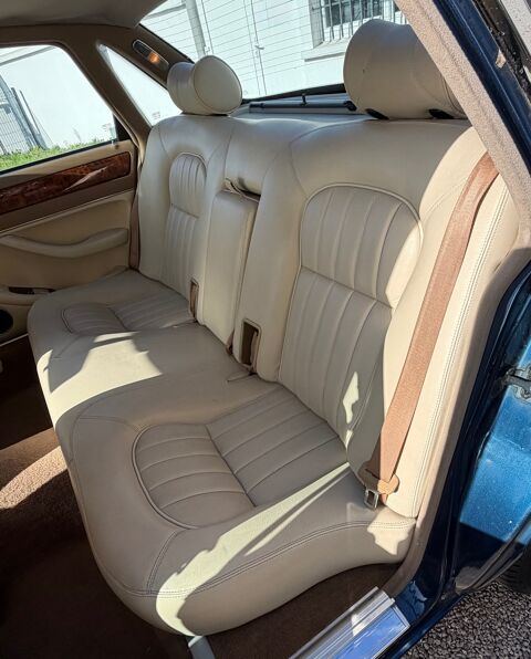XJ 12 (305) Sovering 6.0 V12 311 CH BA 1995 occasion 45190 Beaugency