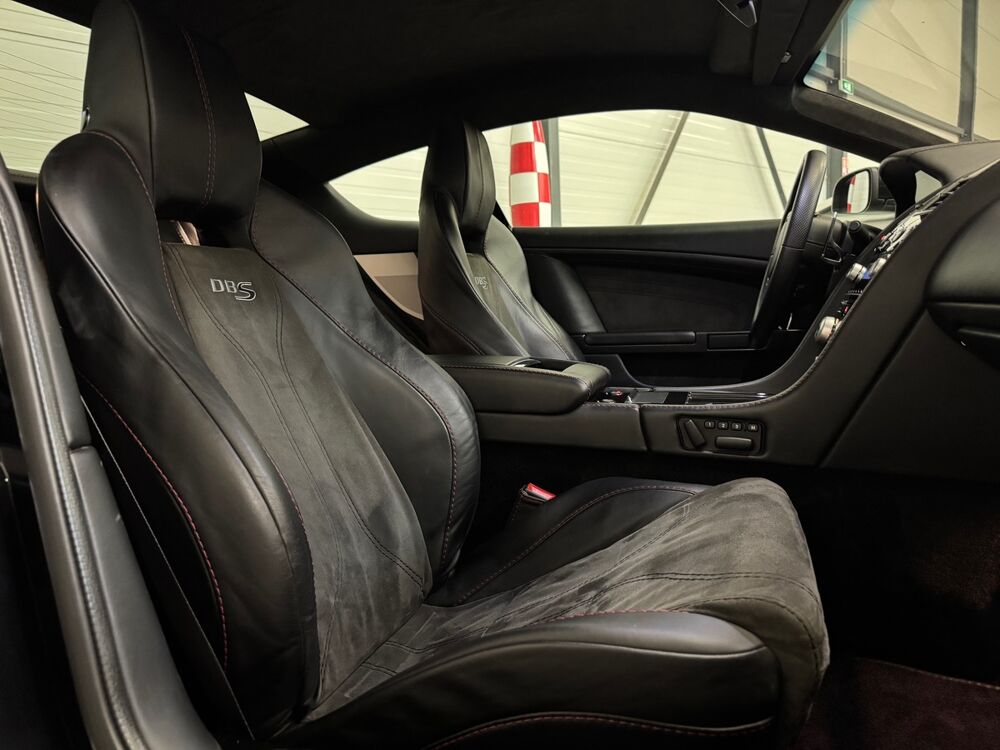 DBS V12 5.9 517 ch - 47000kms - Immat France - 01/2009 2009 occasion 38290 Frontonas