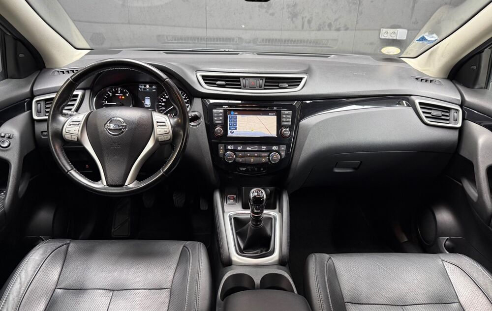 Qashqai 1.5 dci 110ch Tekna Suivi Nissan - Attelage / TOIT PANO / CA 2017 occasion 45560 Saint-Denis-en-Val