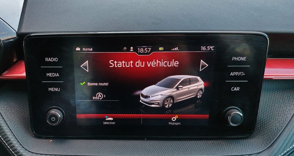 Fabia 1.5 TSI 150Ch MONTE CARLO DSG7 CARPLAY / TOIT PANO / CAMERA 2023 occasion 34500 B&eacute;ziers