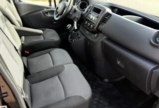 Trafic COMBI 2.0 Blue dCi 120 ch - 9 PLACES – 2019 B 2019 occasion 69680 CHASSIEU