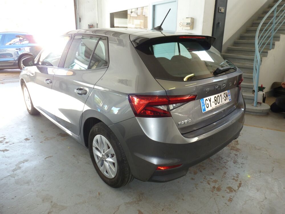 Fabia 1.0 MPI 80 CH SELECTION 2024 occasion 42410 Chavanay
