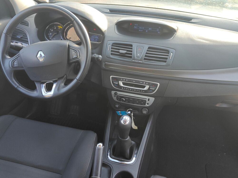 M&eacute;gane 1.5 dCi 90 eco2 BUSINESS { 103 000Km } 2013 2013 occasion 34070 MONTPELLIER