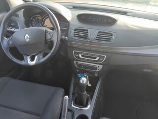 M&eacute;gane 1.5 dCi 90 eco2 BUSINESS { 103 000Km } 2013 2013 occasion 34070 MONTPELLIER