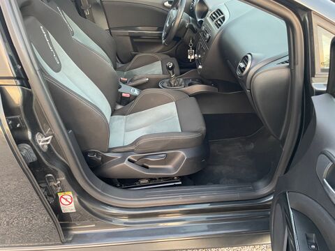 Leon Cupra R 2.0l 265 cv Tout Ouvrant 2010 occasion 69320 FEYZIN