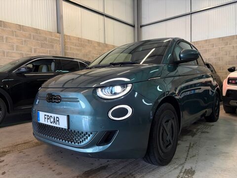 Fiat 500 e 118cv 42kwh GIORGIO ARMANI COLLECTOR'S EDITION / CUIR / CA 2025 occasion Varennes-Jarcy 91480