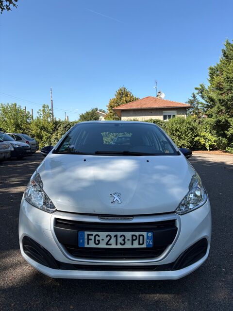 208 1.2 ESSENCE 68ch 24 000 KM GARANTIE 2019 occasion 69320 Feyzin