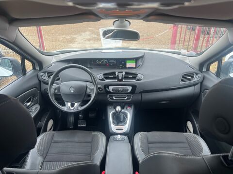 Sc&eacute;nic III TCE 130 CV BV6 BOSE 1&egrave;re MAIN 2014 occasion 45700 Villemandeur