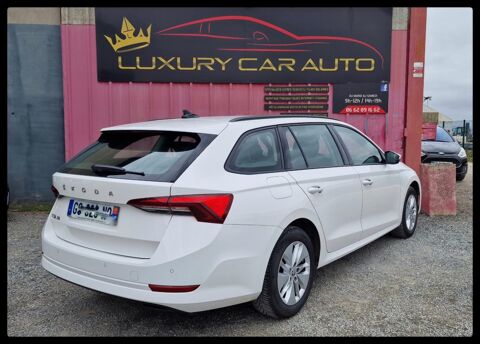 Octavia BREAK 2L TDI 115CV BUSINESS LINE - TVA RECUPERABLE POUR LES 2022 occasion 18390 Saint-Germain-du-Puy