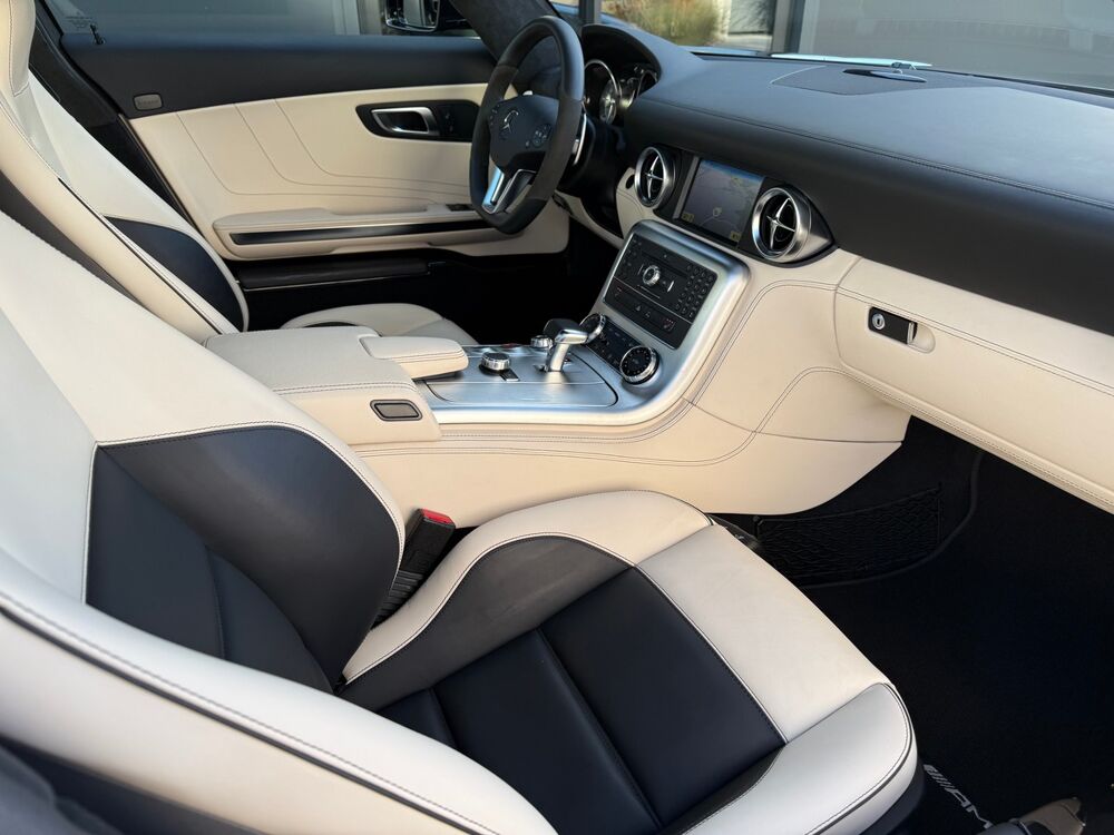 SLS COUPE V8 63 AMG 571 CH / FRANCAISE / 19812 KMS 2011 occasion 62780 CUCQ