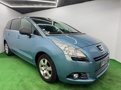 5008 1.6 HDi 16V Boite Auto 110 cv Premium Toit Panoramique 12moi 2010 occasion 69200 VENISSIEUX