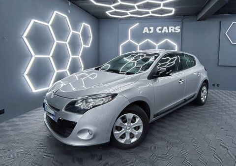 Renault M&eacute;gane 1.5dCi 110Ch *1ERE MAIN *DISTRI NEUVE *GPS *GARANTIE 12 MOIS 2011 occasion Moulins-l&egrave;s-Metz 57160