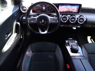 Classe A MERCEDES CLASSE A IV 180 D AMG LINE 7G-DCT -Carplay -entreti 2018 occasion 34500 B&eacute;ziers