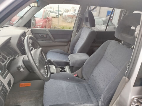 Pajero 3.2 DI-D EXCEED 7 places / 1 ere main/GARANTIE Nationale 12 2002 occasion 45770 Fleury-les-Aubrais