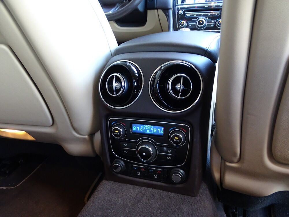XJ II 3.0 V6 340 Ch S/C PORTFOLIO Supercharged AWD 4x4 2013 occasion 34500 B&eacute;ziers