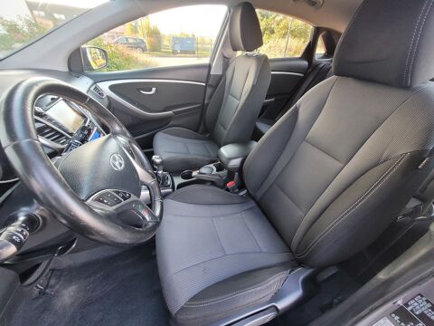 i30 1.6 CRDI 110 BLUE DRIVE PACK SENSATION PREMIERE MAIN GARANTI 2012 occasion 78200 BUCHELAY