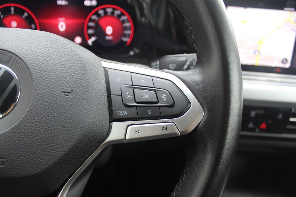 Golf 8 2.0 TDI SCR 115 ch LIFE BUSINESS 1ST / CARPLAY + CLIM AUTO 2020 occasion 34430 Saint-Jean-de-V&eacute;das