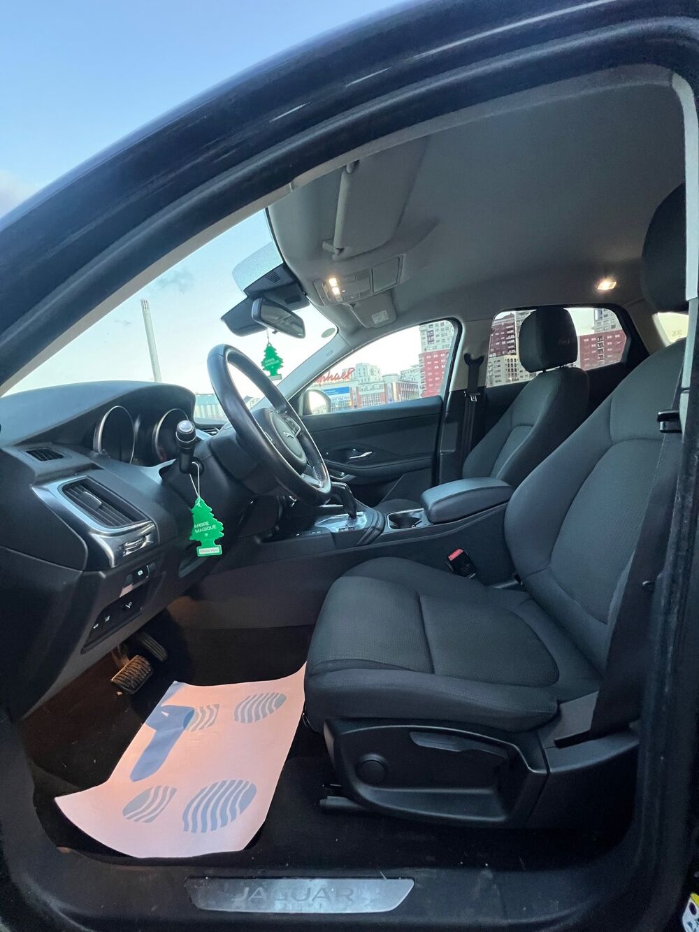 E-PACE 2.0D 150 CH AWD BVA BUSiNESS 2018 occasion 94140 Alfortville