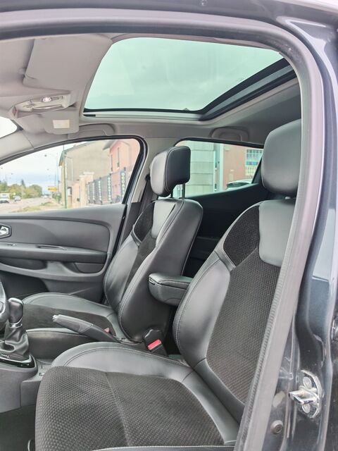 Clio IV 1.5 DCI 90 CV BOITE EDC FINTION INTENS BOSE 2016 occasion 01360 Balan