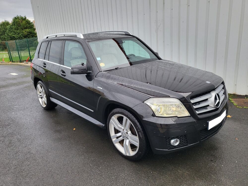 Classe GLK V6 CDI 224 CV 4 MATIC 7G TRONIC S&eacute;rie limit&eacute;e Pack AMG EDITI 2009 occasion 45500 GIEN