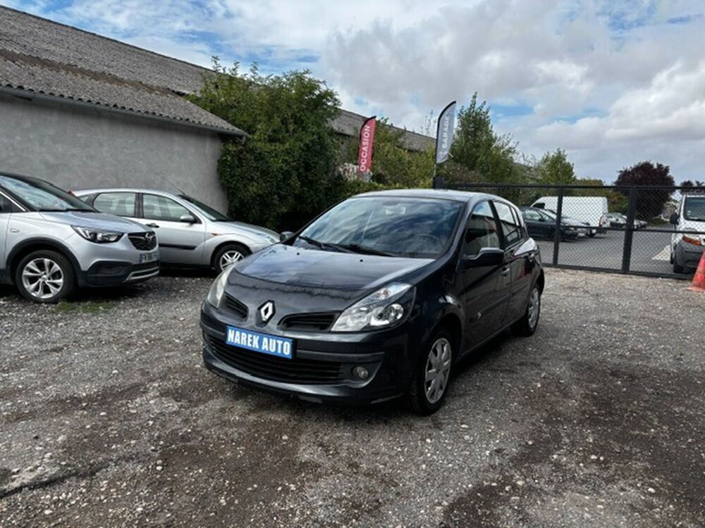 Clio 1.5 dci 2006 occasion 41000 Blois