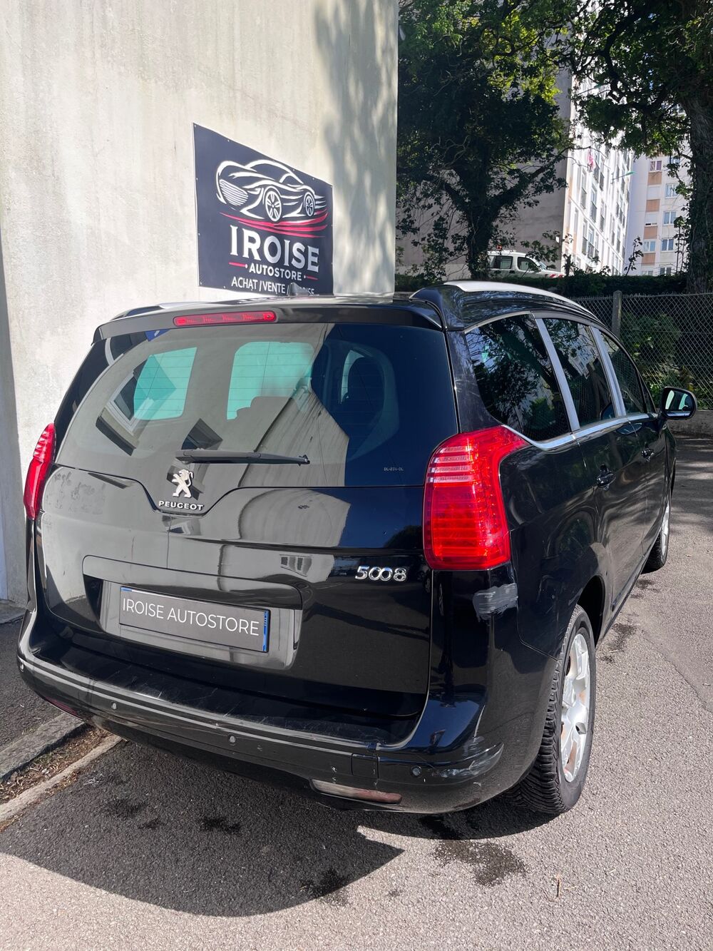 5008 1.6 hdi 7 PLACES TOIT PANORAMIQUE 2014 occasion 29200 BREST