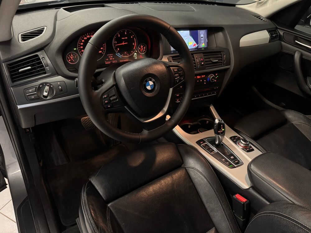 X3 (F25) xDrive 30D 258cv Luxury BVA8 06/2011 Entretien complet 2011 occasion 69330 Pusignan