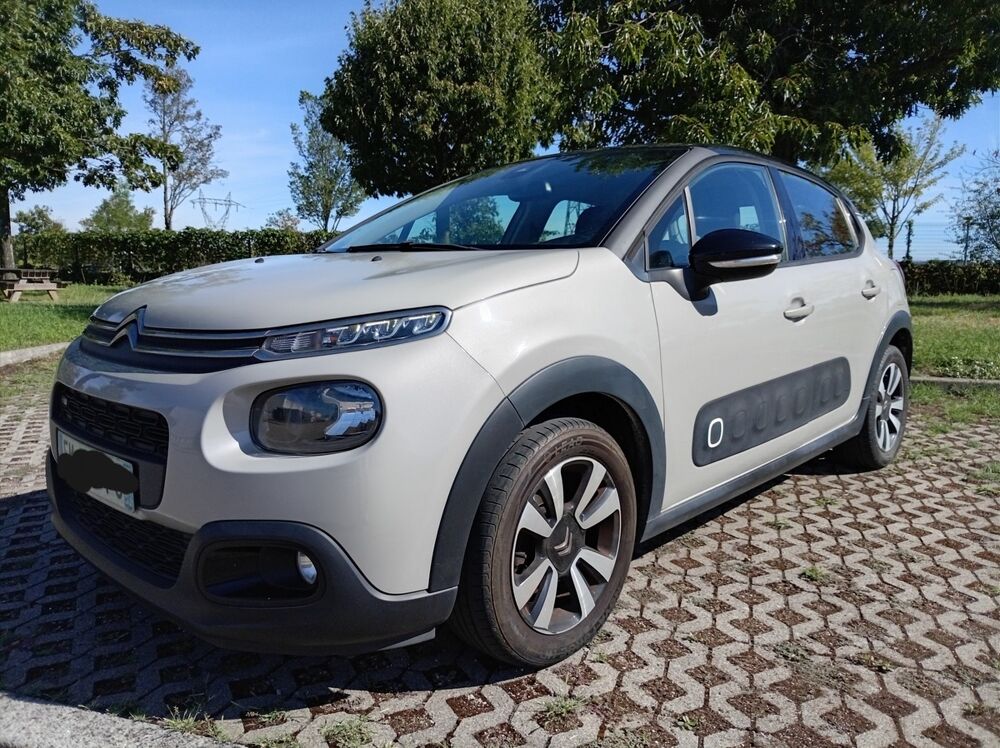 C3 1.2 vti 82cv shine 2017 occasion 69800 Saint-Priest