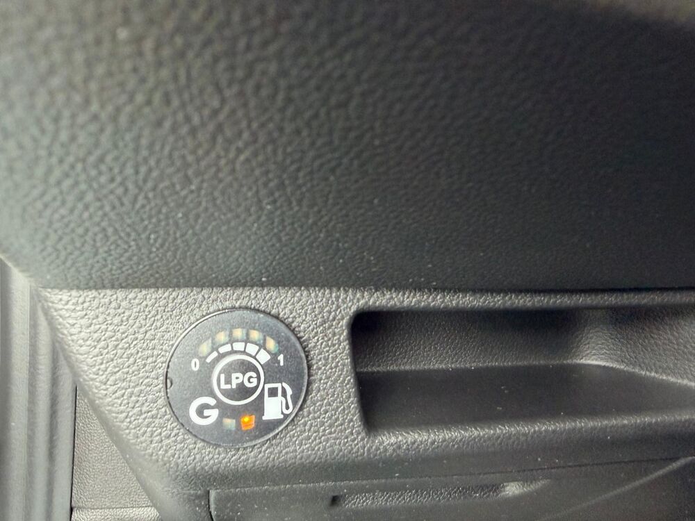Clio V PHASE II 1.0 TCE 100 ch &deg;&deg; EVOLUTION GPL &deg;&deg; 1 ERE MAIN &deg;&deg; 2023 occasion 45190 BEAUGENCY