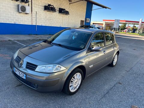 Renault megane 2 1.6i 115 ch 5portes CONFORT + TOIT OUV