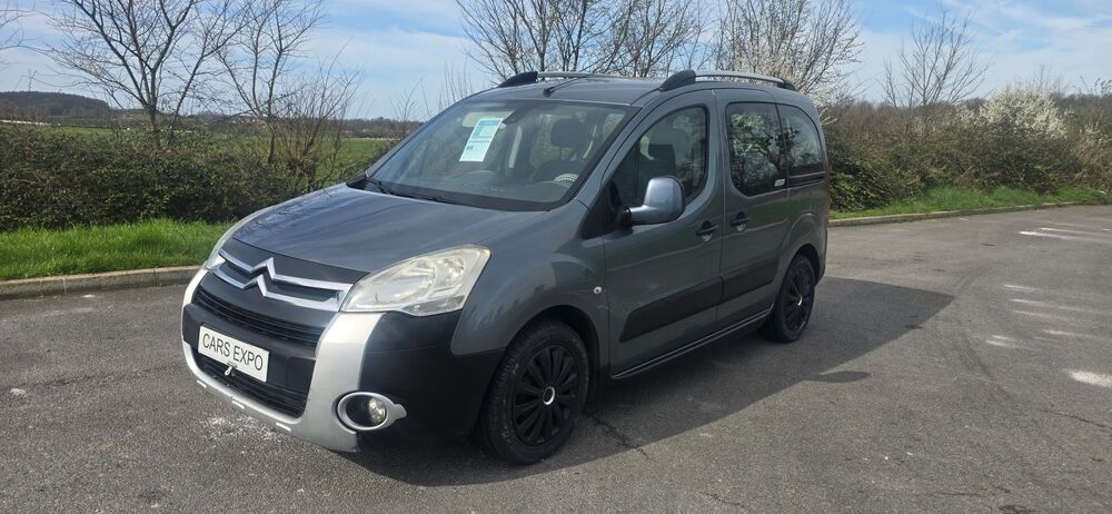 Berlingo 1.6 hdi 92 cv finition xtr 5 PLACE CT OK 4 PNEUX NEUF 2011 occasion 62830 Samer