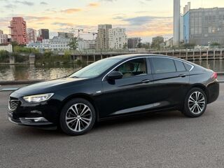 Insignia GRAND SPORT ELITE 2.0 D 170 AT8 - CONDUITE SEMI-AUTONOME - S 2017 occasion 94140 Alfortville