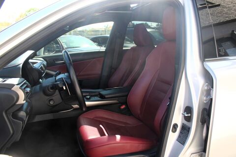 IS III (2) 300H F SPORT EXECUTIVE FULL OPTIONS + CARPLAY / ENT 2020 occasion 34430 Saint-Jean-de-V&eacute;das