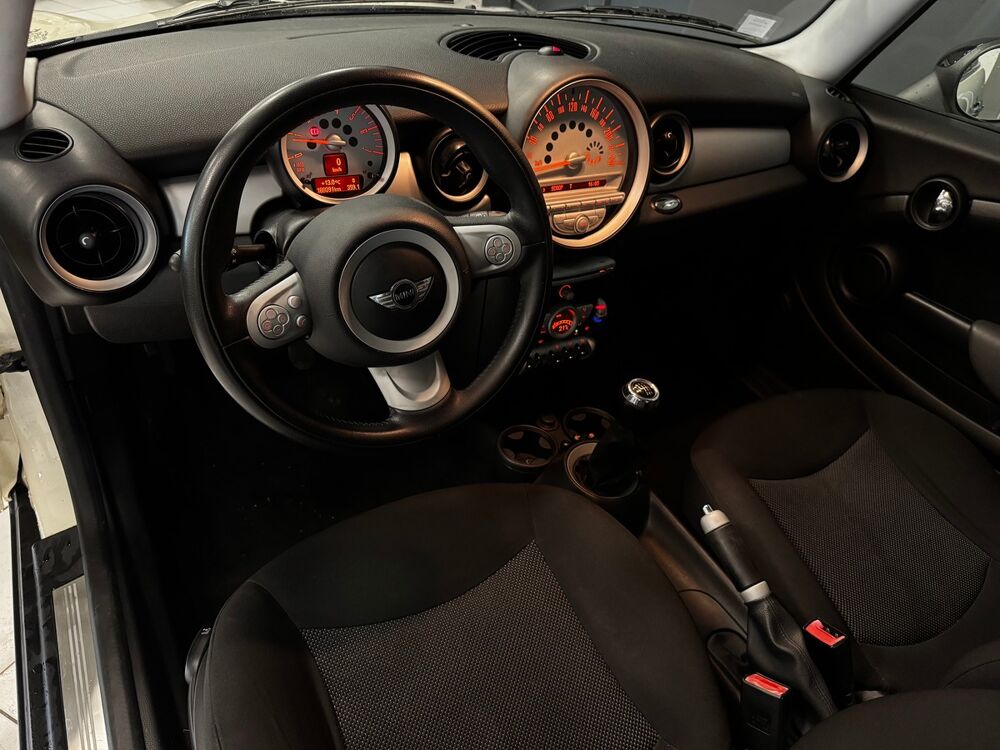 MINI COUPE Cooper D Hatch 1.6l 110cv 2008 Suivi complet 2008 occasion 69330 Pusignan