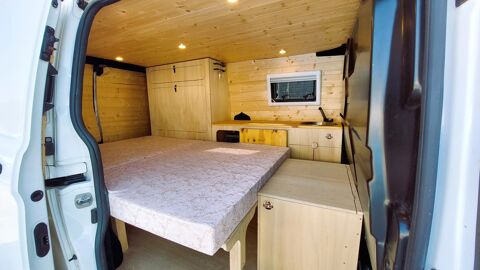 Transit Custom Van am&eacute;nag&eacute; autonome **LOCATION 70€/JOUR** 2.0 TDCI 130CH 2021 occasion 34070 MONTPELLIER