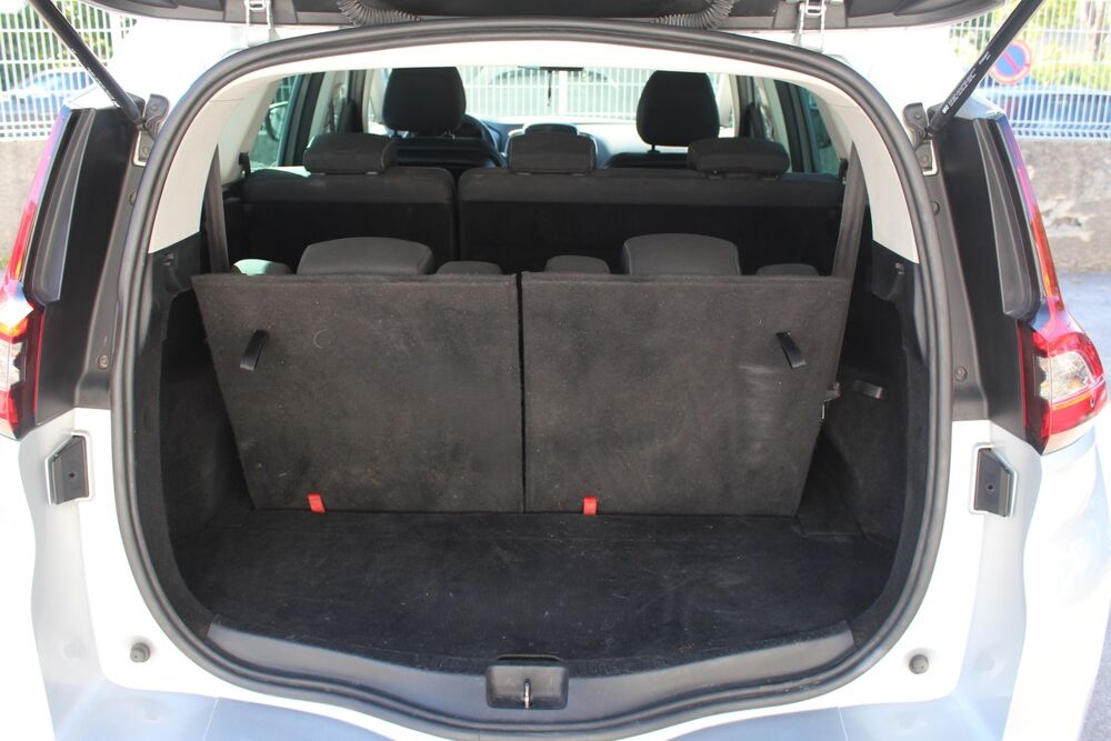 Grand scenic IV IV 1.3 TCE 140 ch ENERGY LIMITED EDC 7 + ATTELAGE / CARPLAY 2019 occasion 34430 Saint-Jean-de-V&eacute;das