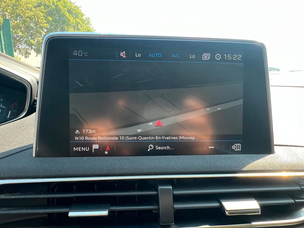 3008 II 1.2 L 130 S&S ALLURE BUSINESS E6 BO&Icirc;TE AUTO 2019 occasion 78310 Coigni&egrave;res