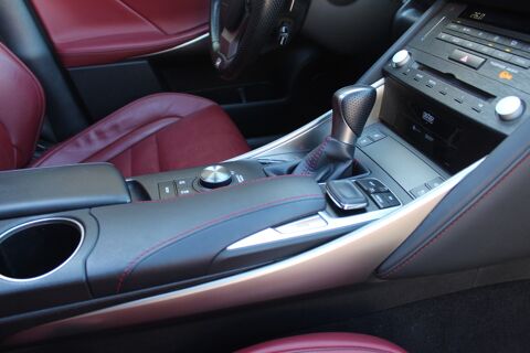 IS III (2) 300H F SPORT EXECUTIVE FULL OPTIONS + CARPLAY / ENT 2020 occasion 34430 Saint-Jean-de-V&eacute;das