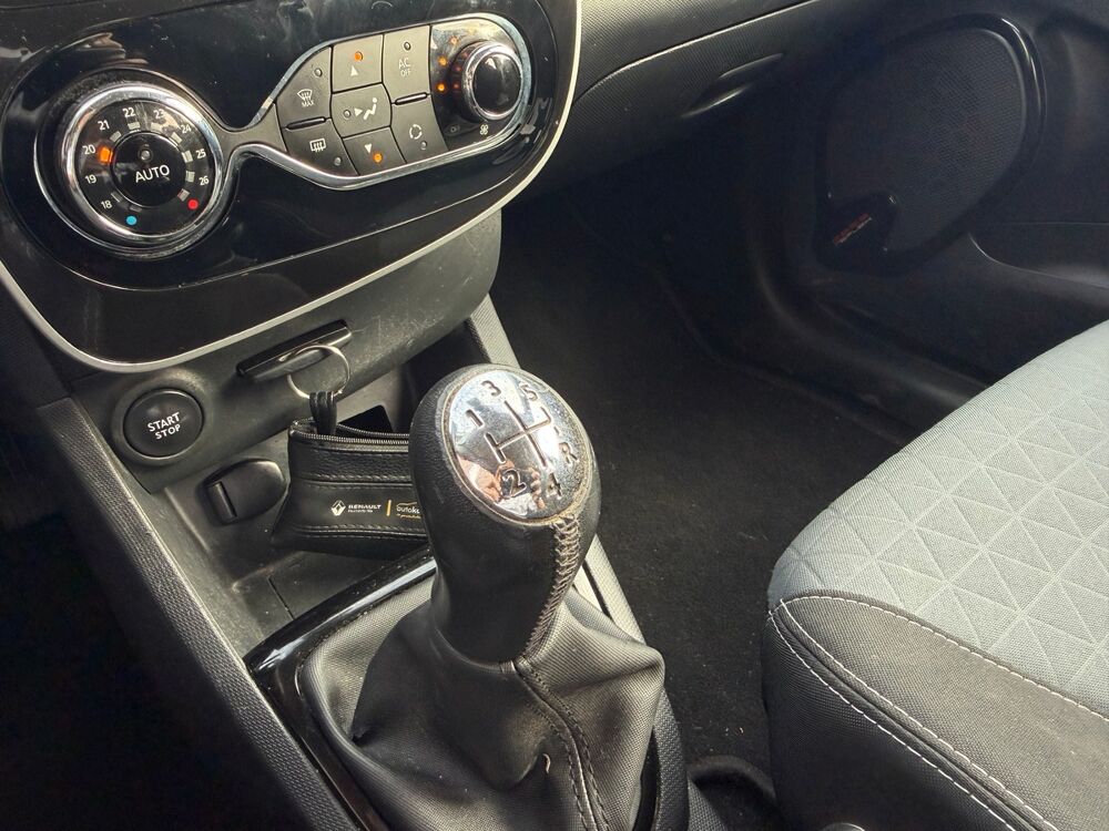 Clio IV 4 Business 0.9 TCE 90 CH - Radar de recul - Apple Carplay 2014 occasion 95190 Goussainville