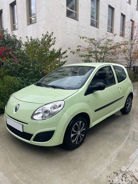 Renault twingo II 1.2L LEV FINITION AUTHENTIQUE