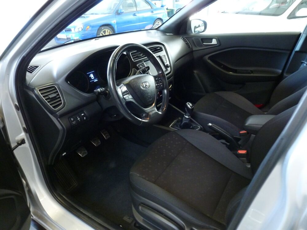 i20 1.0 T-GDI 100 CH BLACK RIDE 2019 occasion 42410 Chavanay