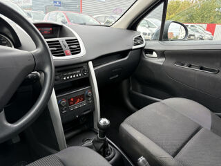 207 1.4 ESSENCE 5P 2012 occasion 95480 Pierrelaye