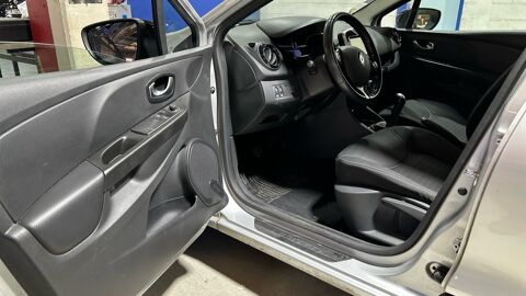 Clio IV 1.5 DCI 90 CV FINITON LIMITED 1ere MAIN 2016 occasion 01360 Balan