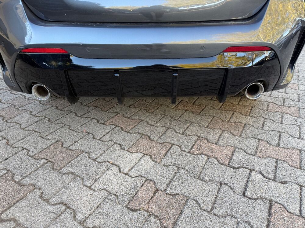 S&eacute;rie 1 F40 118D 150cv BVA8 Pack M + kit a&eacute;ro+ gros si&egrave;ge sport M tt 2021 occasion 69680 Chassieu