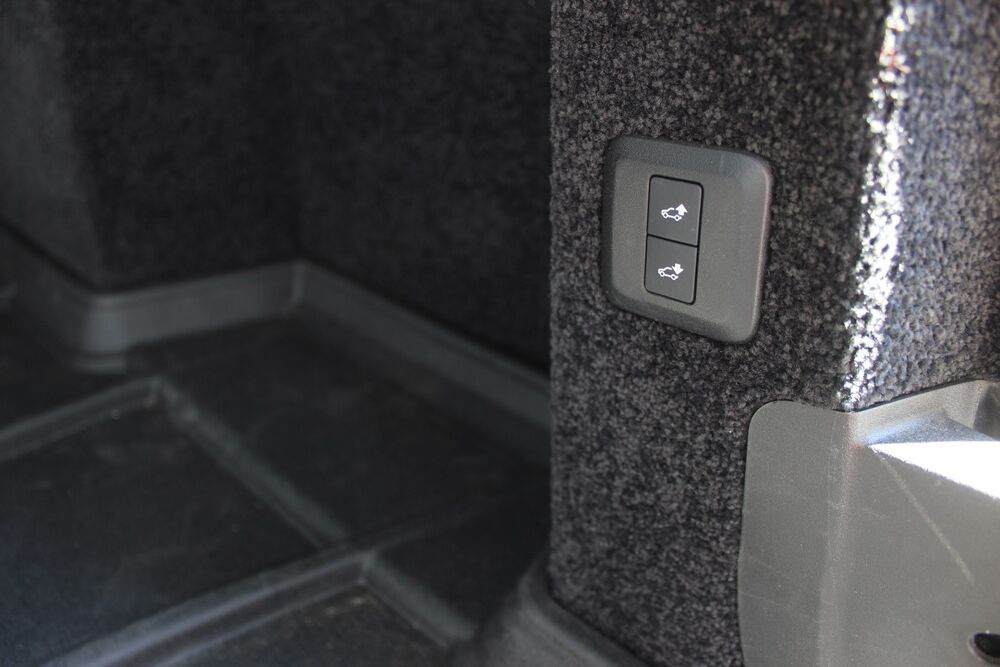 Range Rover 3.0 SDV6 275 ch VOGUE SWB MARK VIII / CLIM TRI-ZONES + CARPL 2019 occasion 34430 Saint-Jean-de-V&eacute;das