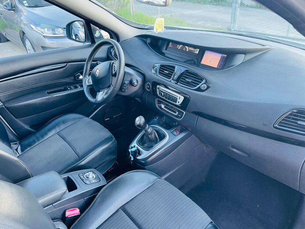 Sc&eacute;nic 3&nbsp; PHASE 3 - 1.5 dCi 110 CH FAP ECO2 BOSE 2012 occasion 41000 BLOIS