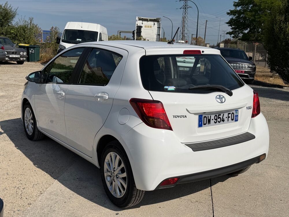 Yaris 1.4 d4d 90 CH 2015 occasion 18230 Saint-Doulchard